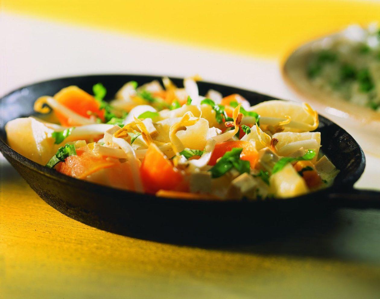 ruebchenpfanne mit tofu Rübchenpfanne mit Tofu - BCM Diät Rezepte.at