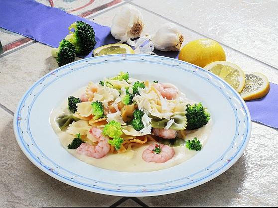 696 Schmetterlingsnudeln Krabben Schmetterlingsnudeln mit Krabben - BCM Diät Rezepte.at