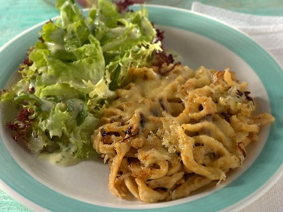 Käsespätzle mit Röstzwiebeln