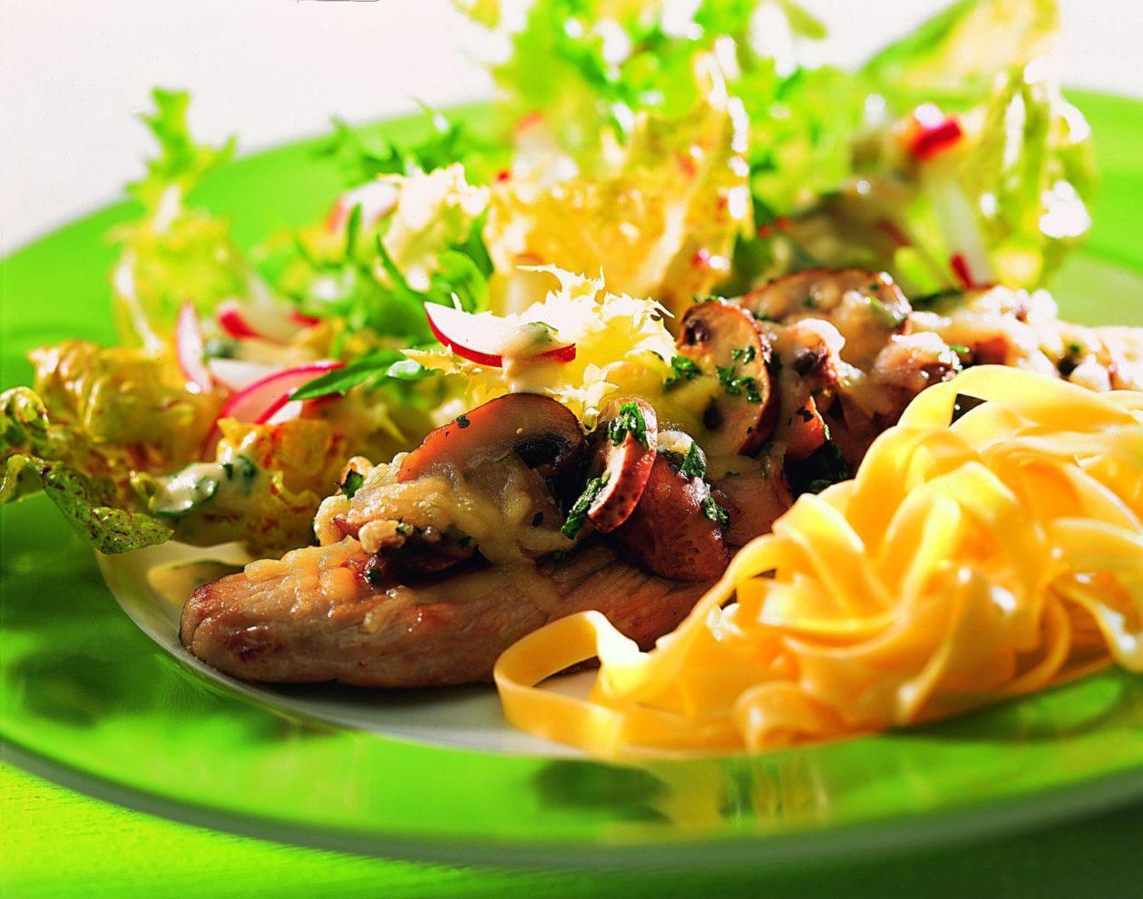 gratinierte-champignonschnitzel Gratinierte Champignonschnitzel - BCM Diät Rezepte.at